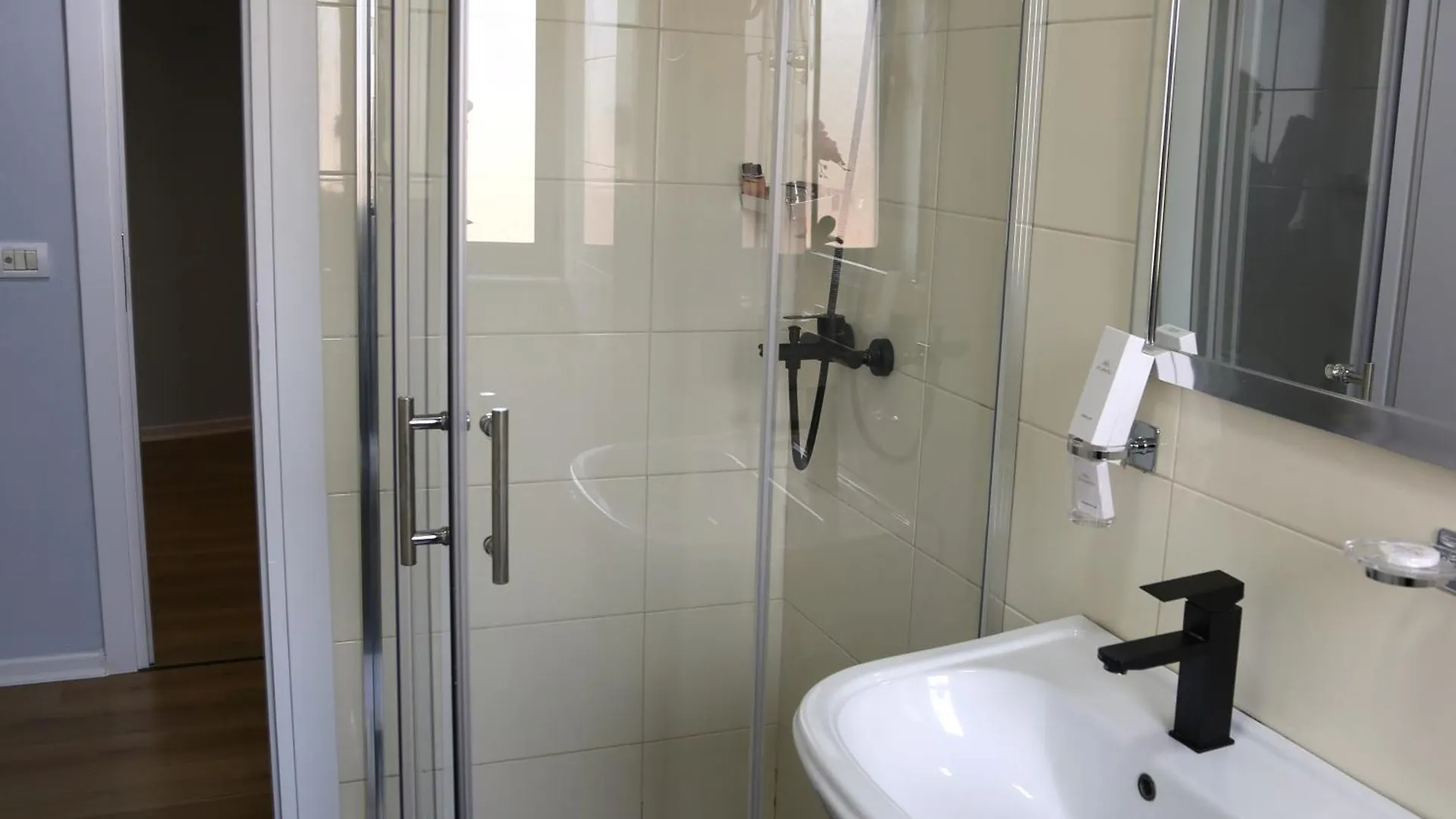 Guesthouse Doanesia Mezez